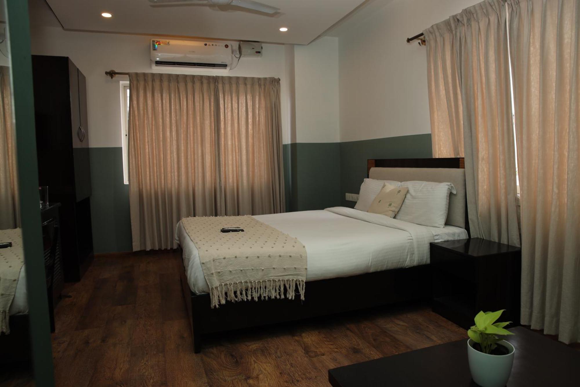 Olive Zip Rest House Road By Embassy Group Bangalore Exterior photo