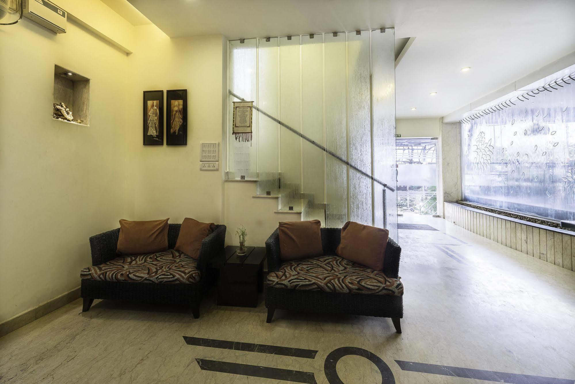 Olive Zip Rest House Road By Embassy Group Bangalore Exterior photo