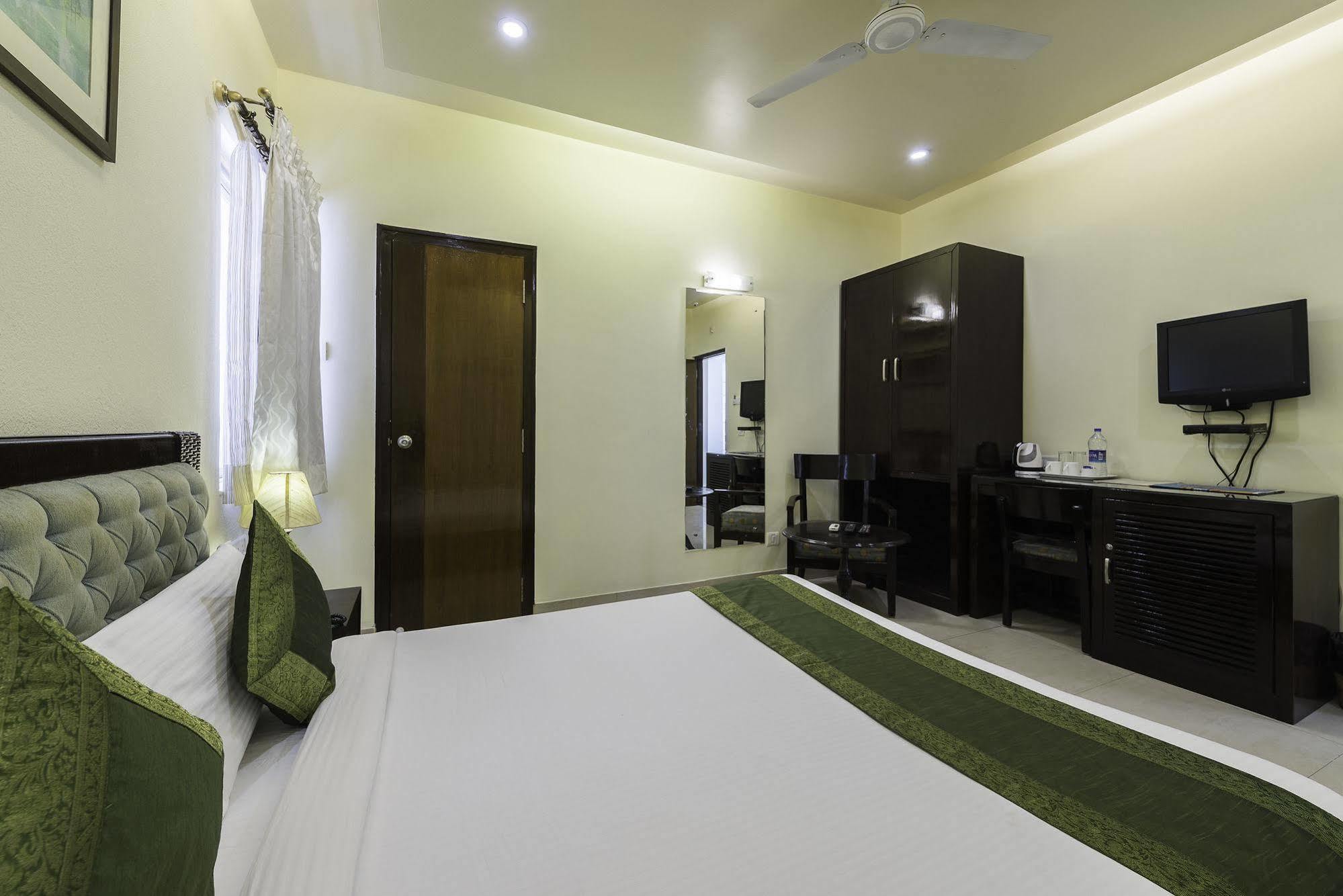 Olive Zip Rest House Road By Embassy Group Bangalore Exterior photo